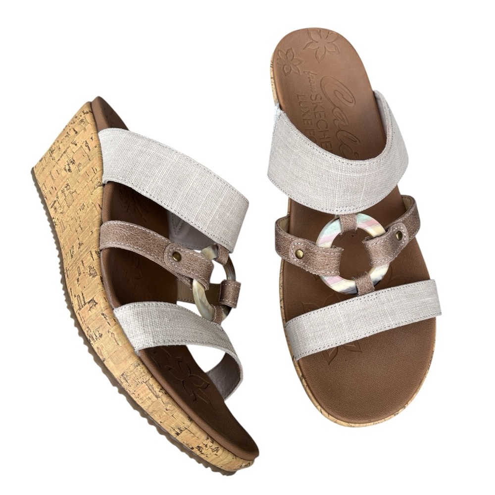 Skechers Luxe Foam Sandals Women's
Tan Beige Comfort Platform Wedge
Slip On 11